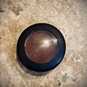 Mac eyeshadow